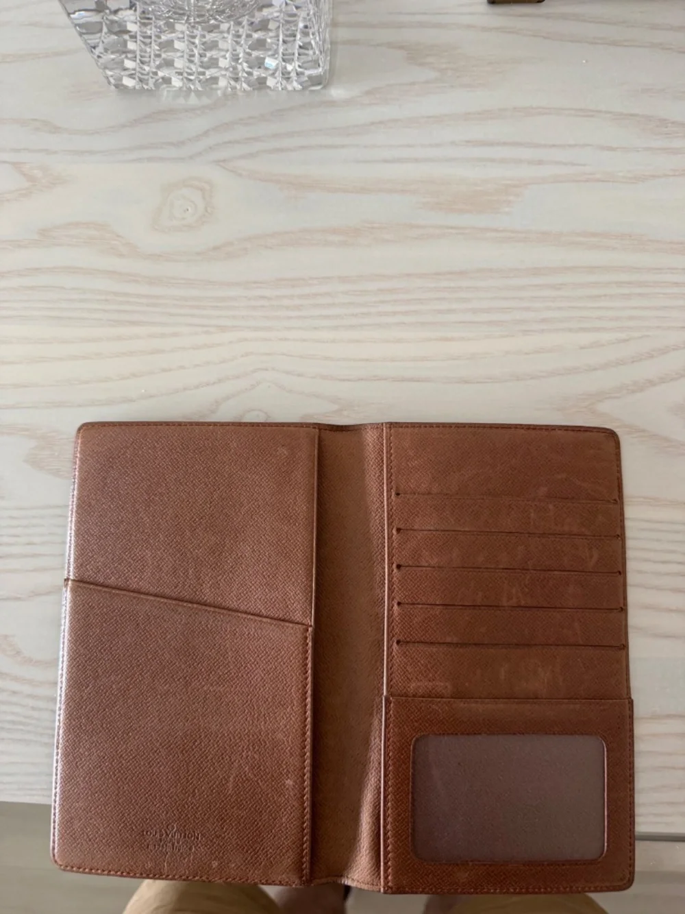 Classic Monogram Louis Vuitton Men's Billfold Wallet